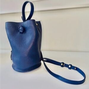 Lindquist Object Small Cyl in Ultramarine